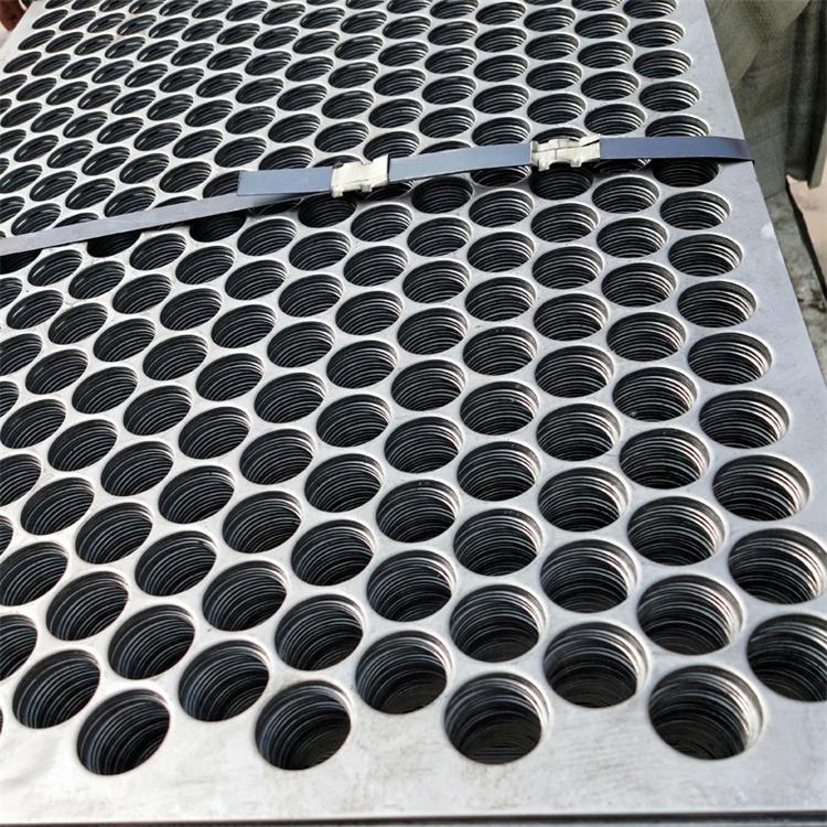 airport fence