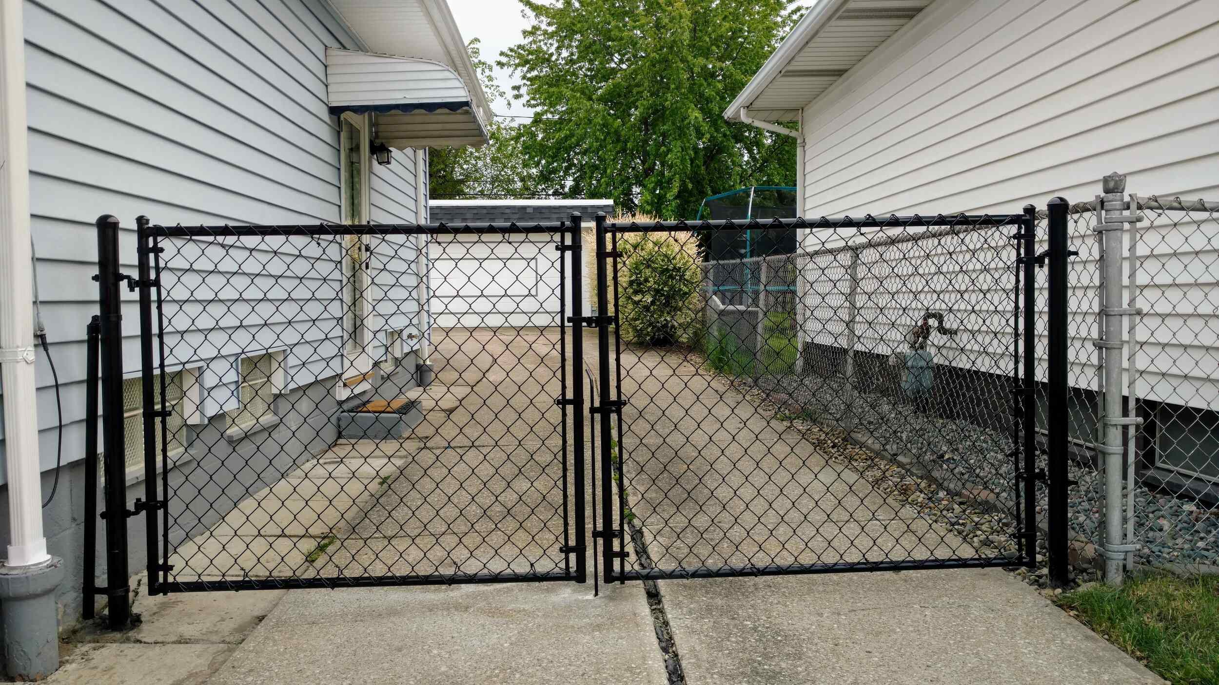 anti vandal fence
