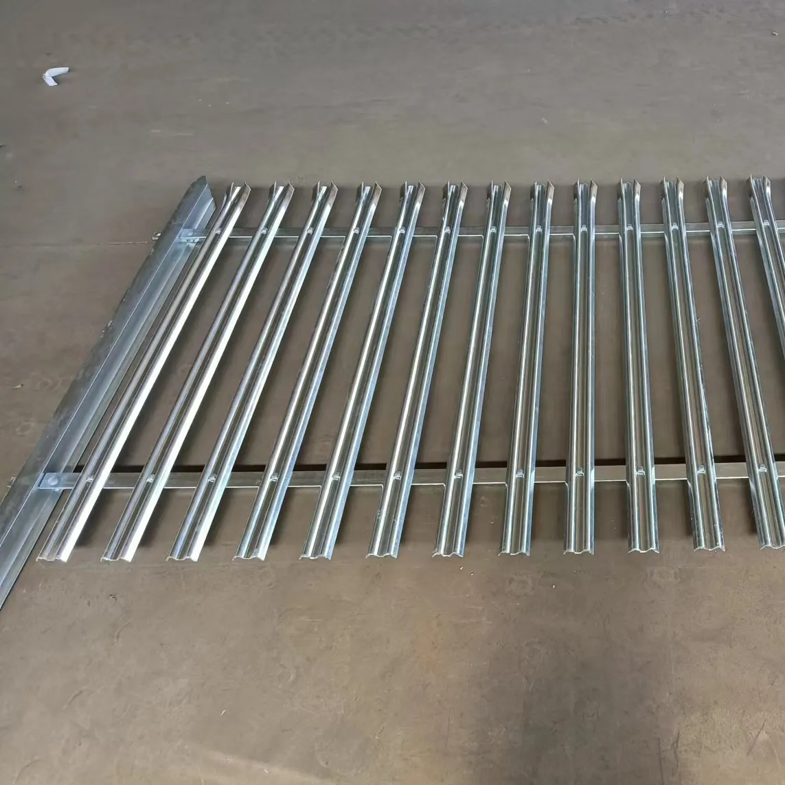 compound wire fencing
