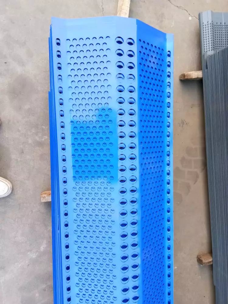 temp fence posts