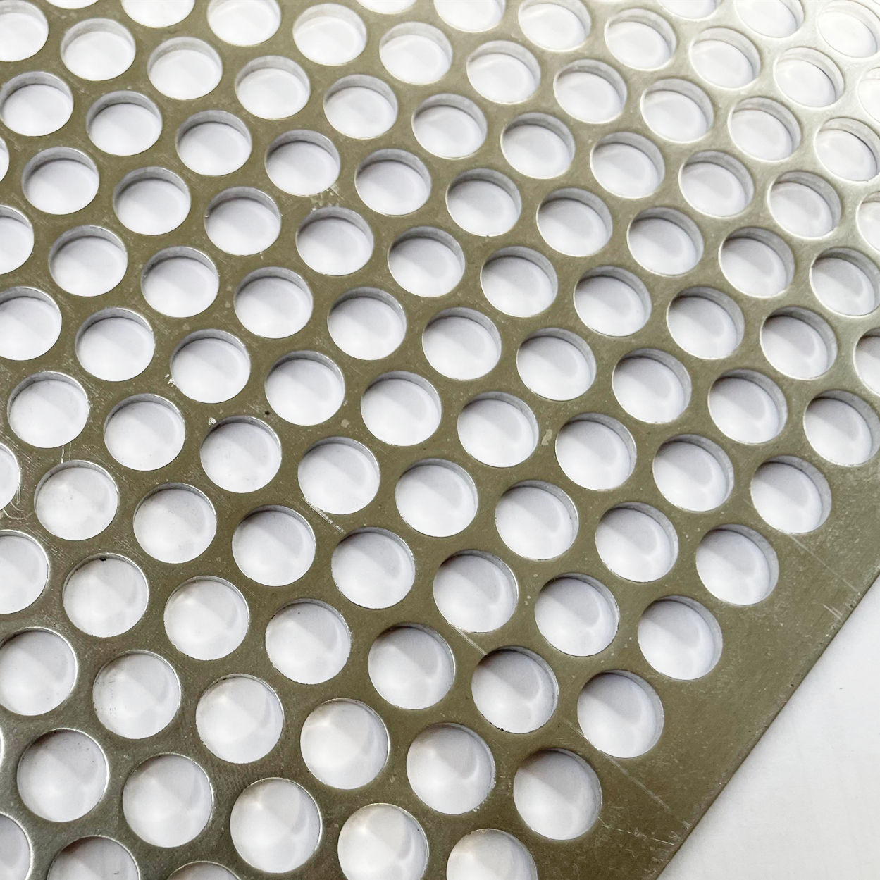 trench gratings